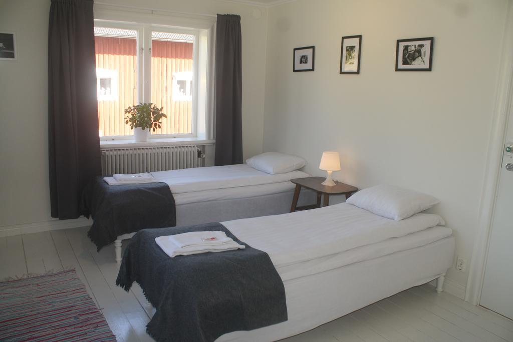Alvaret Hotel & Hostel Lottorp Экстерьер фото